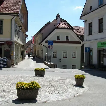 Old Town Wall - Apartment